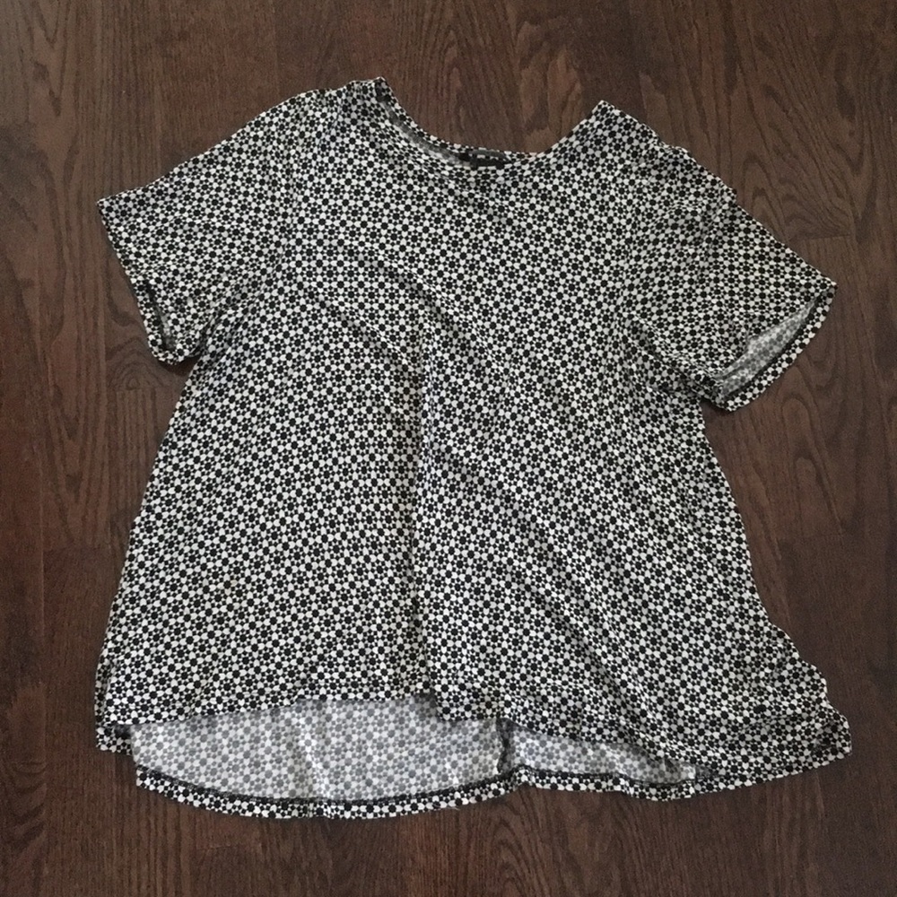 H & M Geometric Top